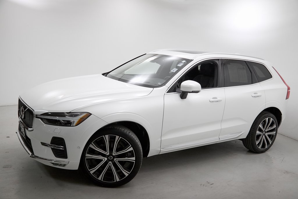 2023 VOLVO XC60 - Image 3
