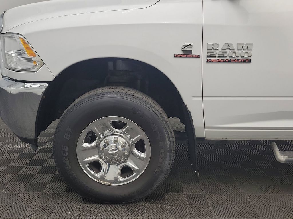 2017 Ram 2500 Tradesman photo 9