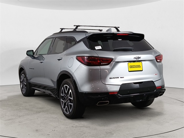 2023 Chevrolet Blazer RS photo 3