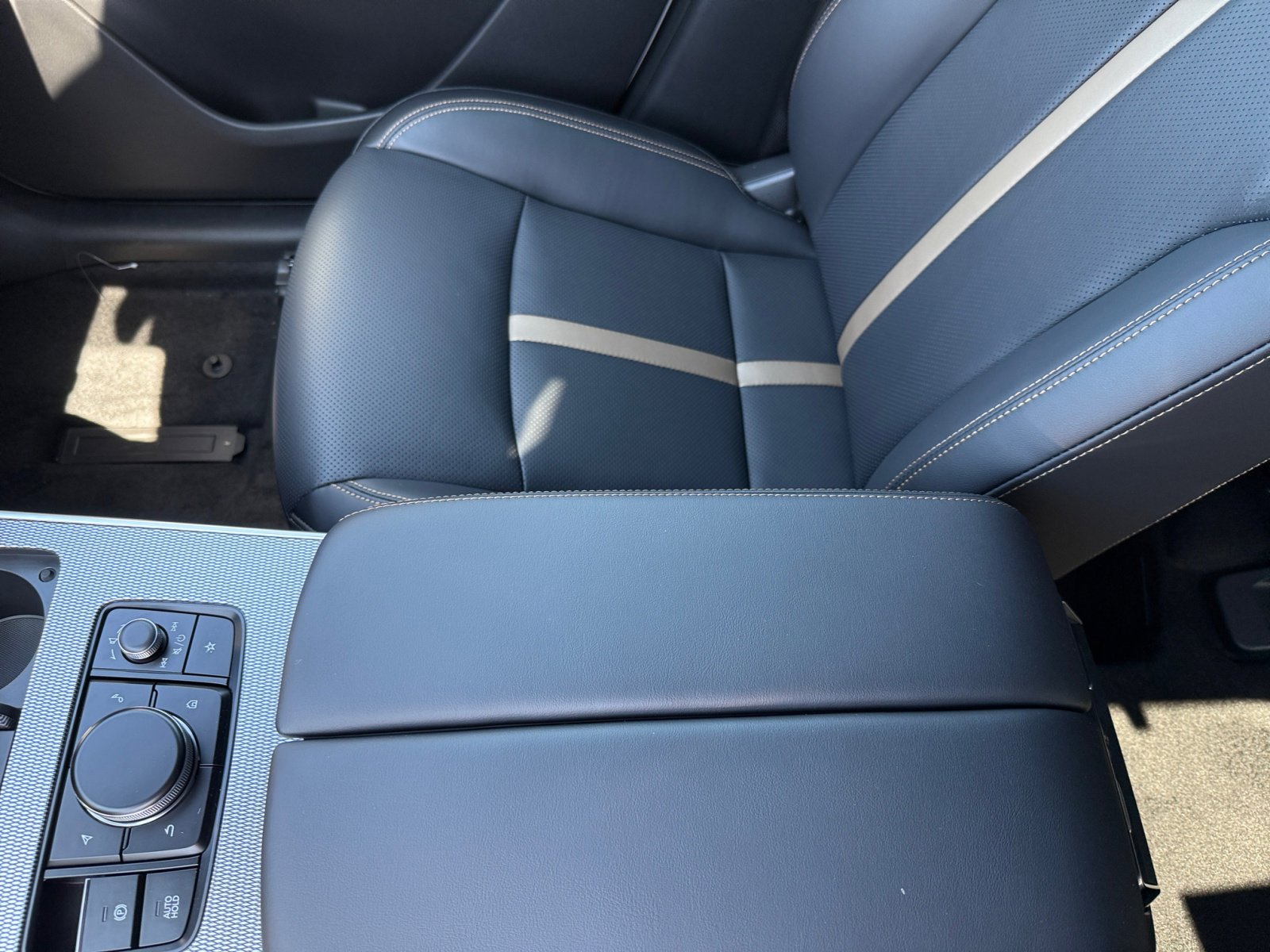 2025 Mazda CX-90 Premium Plus photo 14