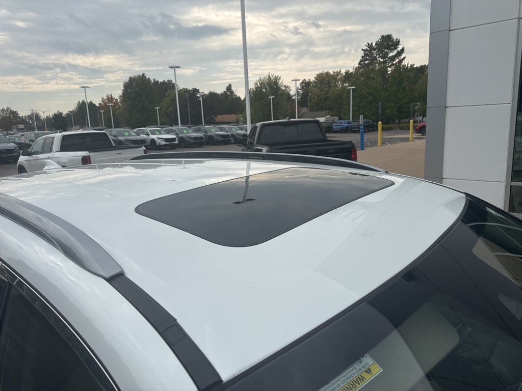 2022 Honda Pilot Touring photo 14