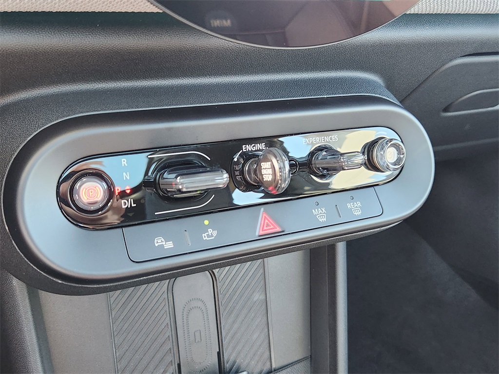 2025 Mini Cooper 2 Door Hardtop photo 26
