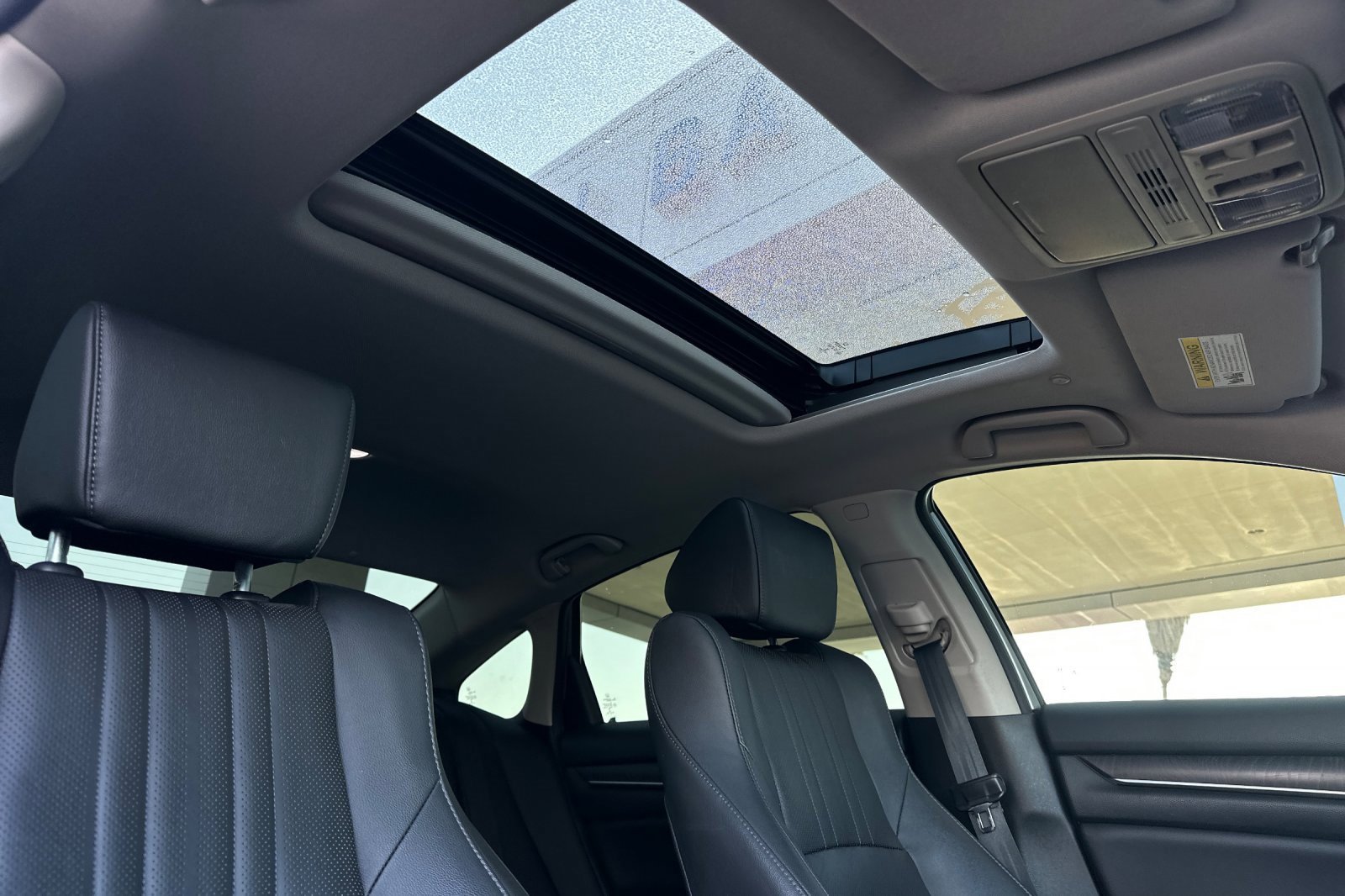 2019 Honda Accord EX-L photo 19
