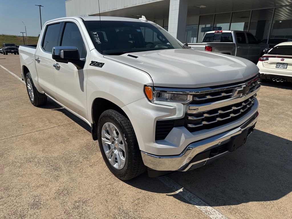 2022 Chevrolet Silverado 1500 LTZ photo 9