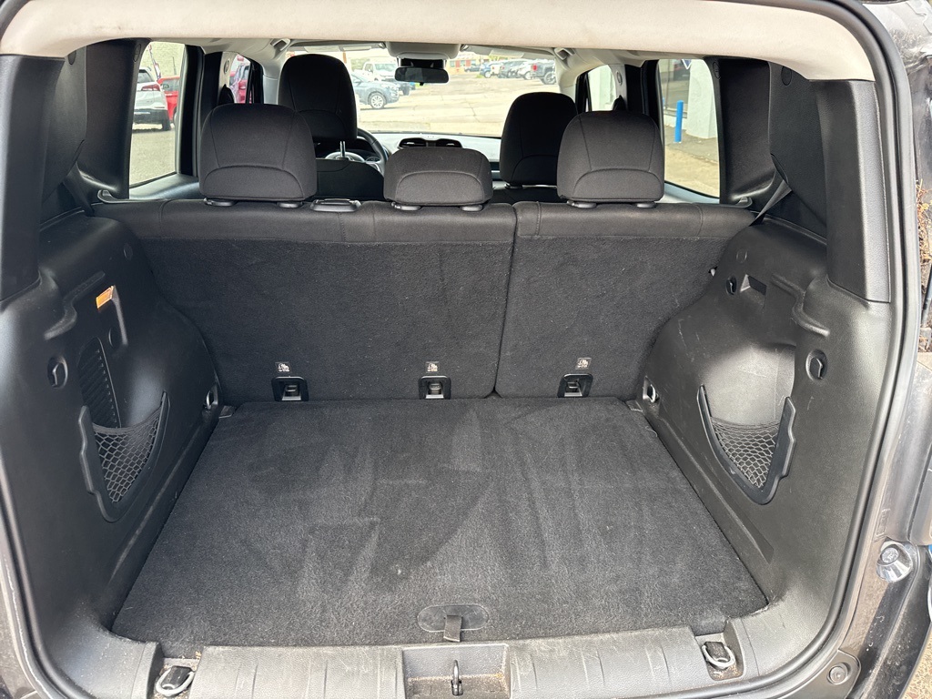 2018 Jeep Renegade Latitude North Edition photo 32