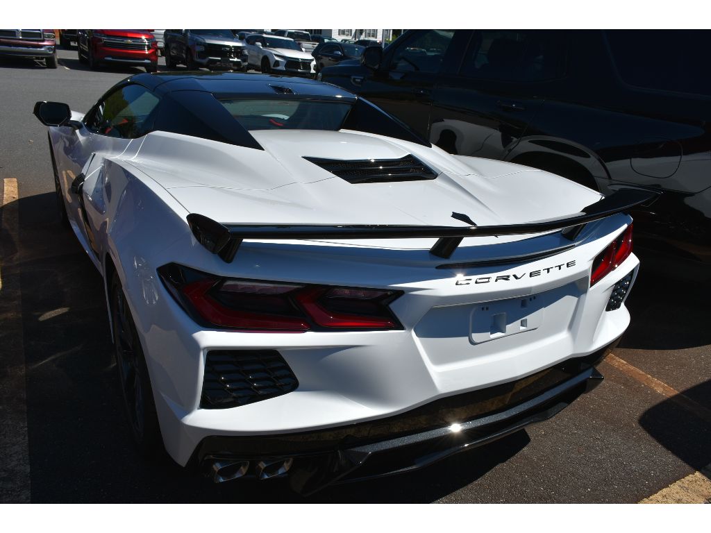 2026 Chevrolet Corvette Stingray 2LT photo 4
