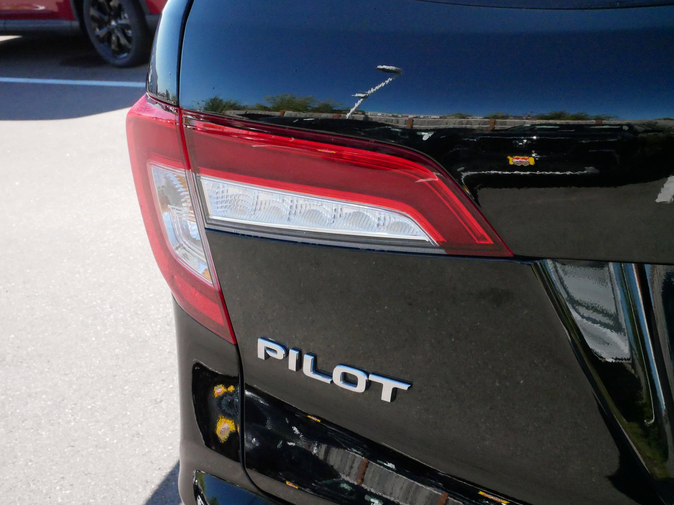 2022 Honda Pilot SE photo 16