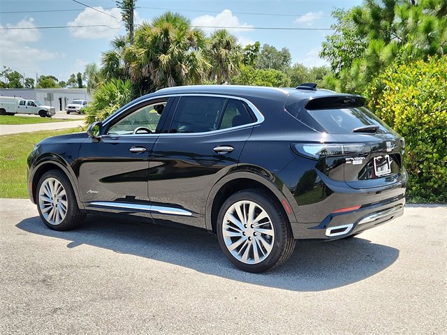 2025 Buick Envision Avenir photo 3
