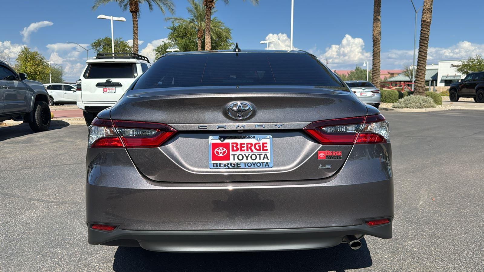 2021 Toyota Camry LE photo 6