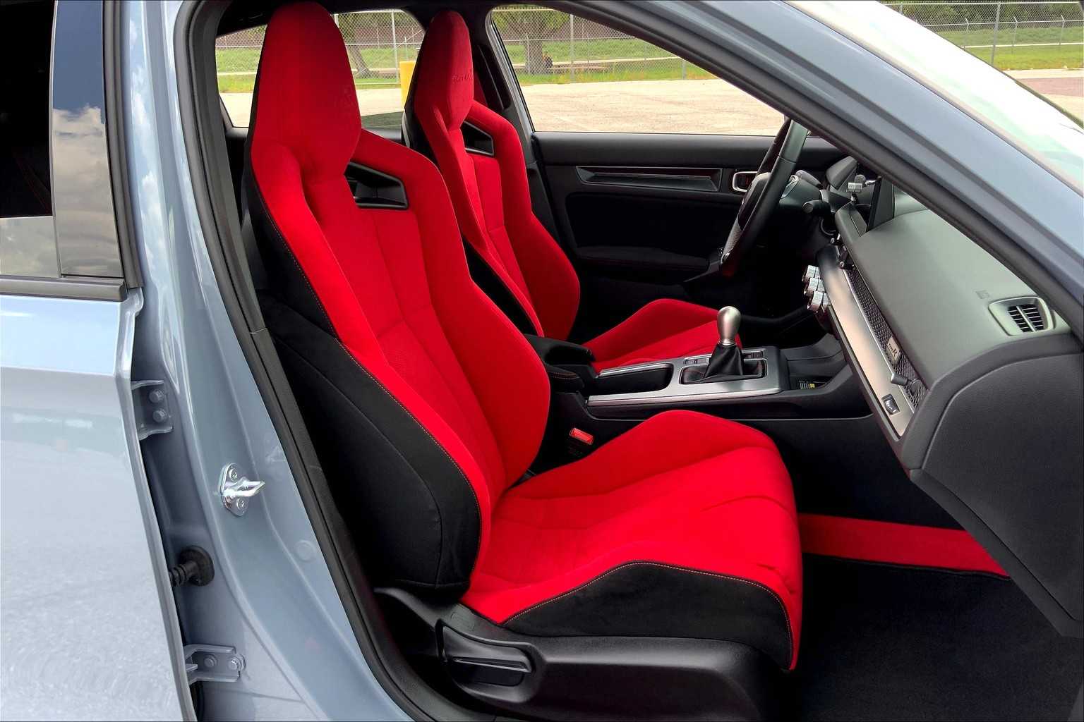 2025 Honda Civic Type R photo 8