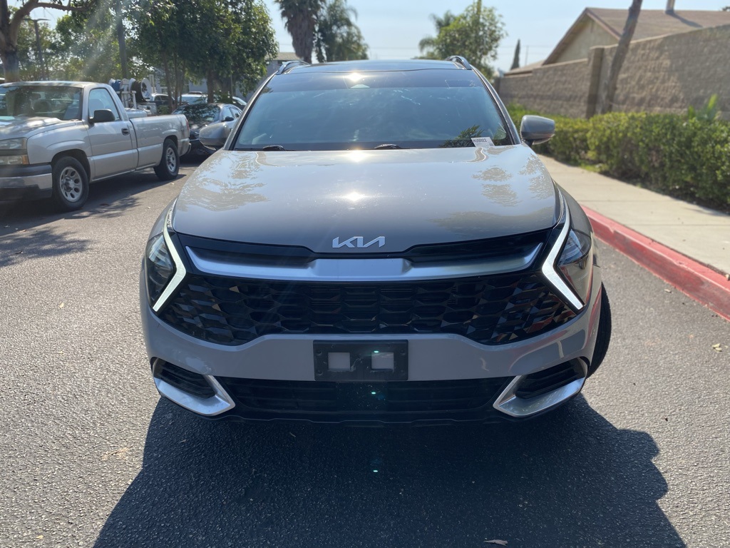 2024 Kia Sportage SX photo 2