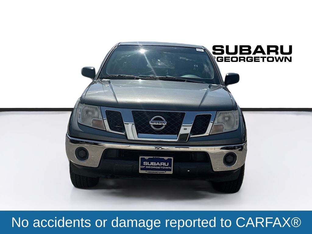 2009 Nissan Frontier SE photo 2
