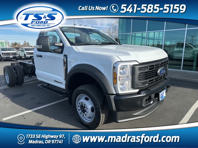 2024 Ford F-550 Super Duty Chassis Cab XL's photo