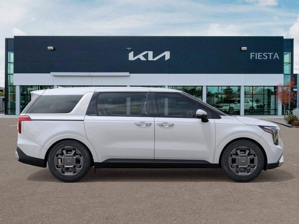 2026 Kia Carnival EX photo 4