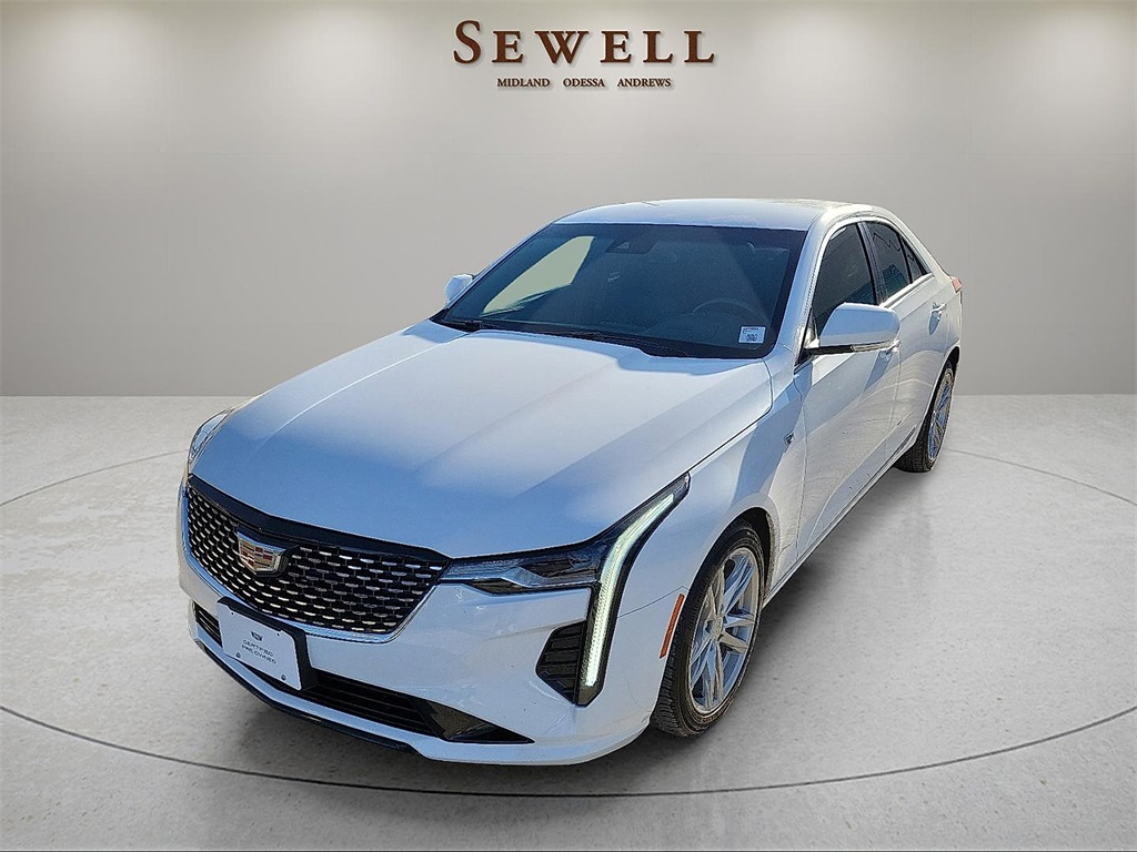2024 Cadillac CT4 Luxury's photo
