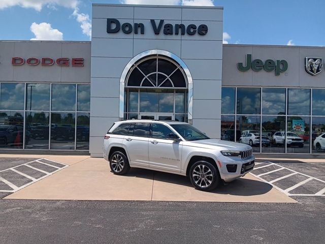 2022 Jeep Grand Cherokee Overland