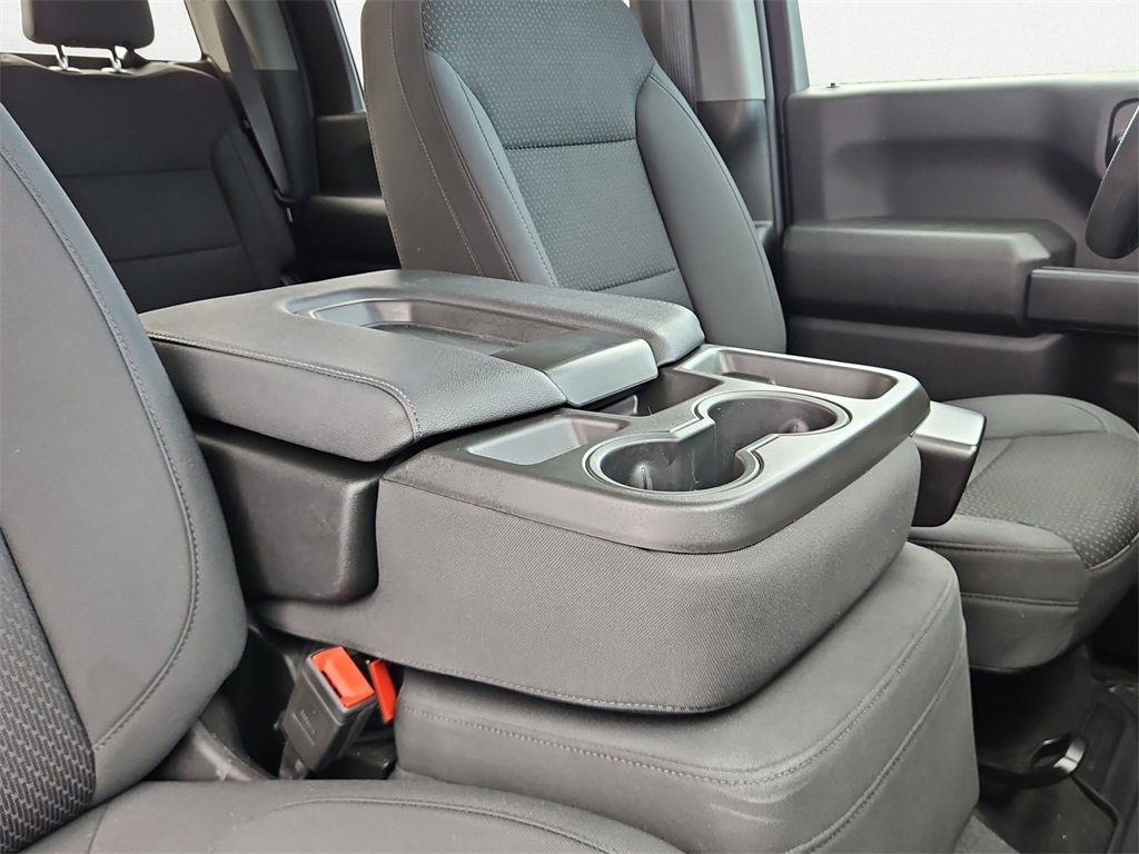 2023 Chevrolet Silverado 2500HD Custom photo 11