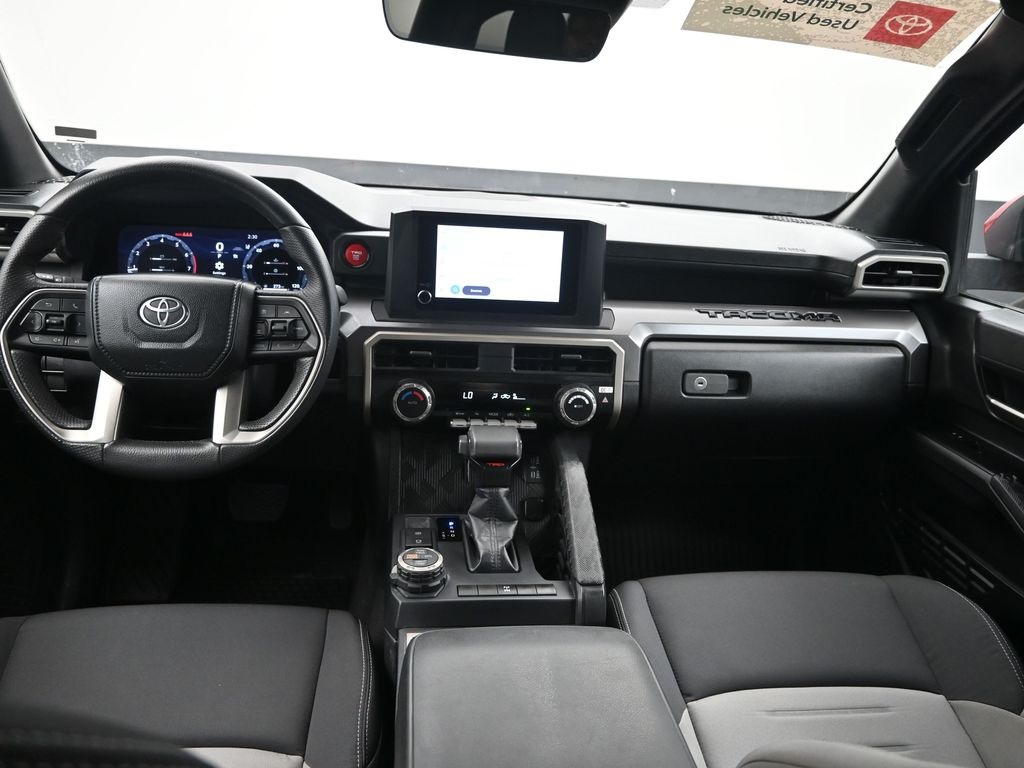 2024 Toyota Tacoma TRD Off-Road photo 14