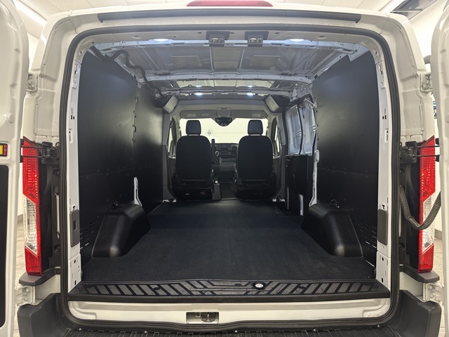 2020 Ford Transit photo 13