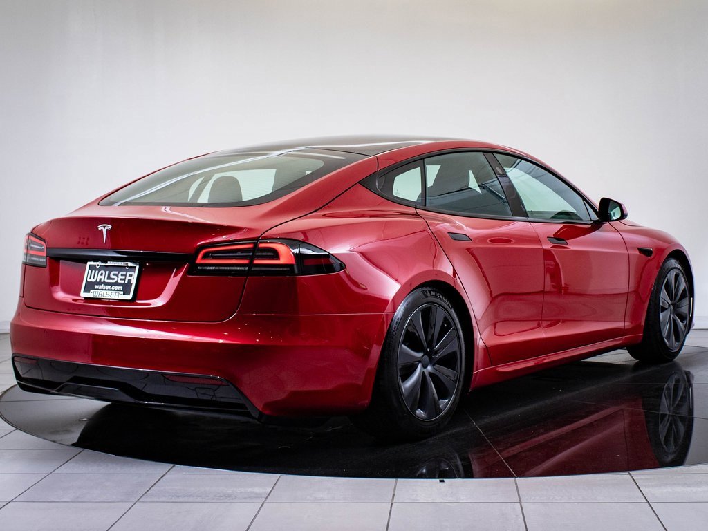 2023 Tesla Model S Standard Range photo 9