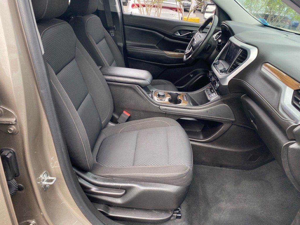 2022 Gmc Acadia SLE photo 25