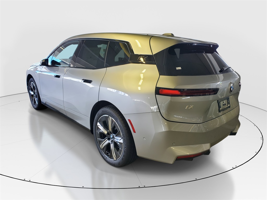 2026 Bmw iX photo 4