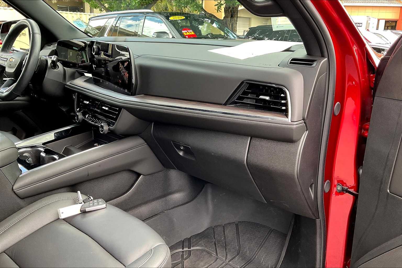 2025 Chevrolet Tahoe LT photo 15