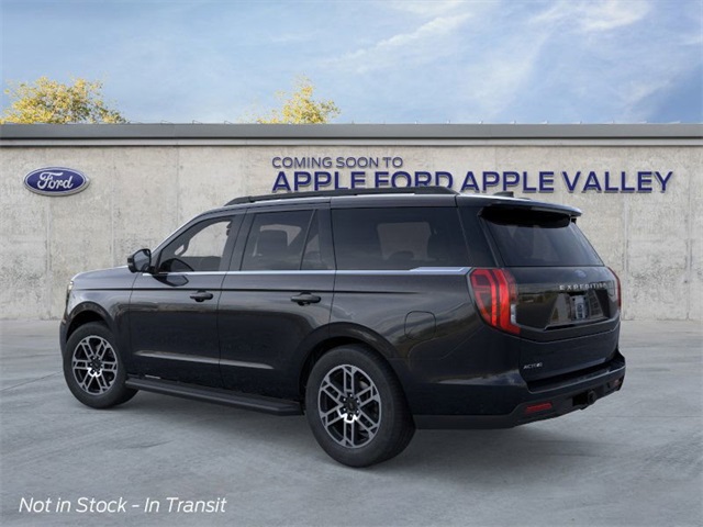 2025 Ford Expedition photo 2