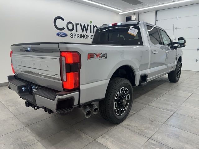 2024 Ford F-250 Platinum photo 3