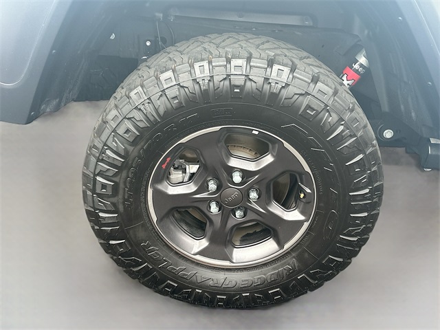 2020 Jeep Gladiator Rubicon photo 28