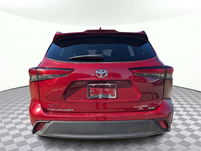 2022 Toyota Highlander XLE photo 5
