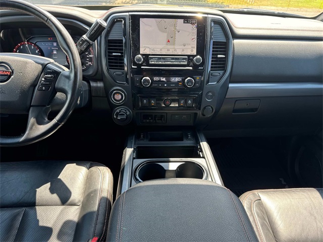 2021 Nissan Titan PRO-4X photo 18