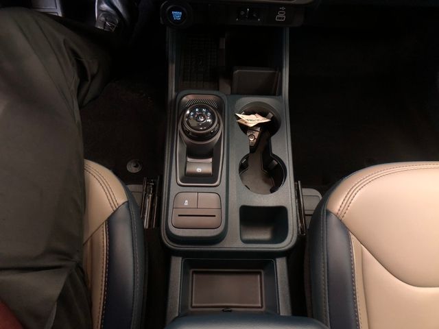 2025 Ford Maverick Lariat photo 17