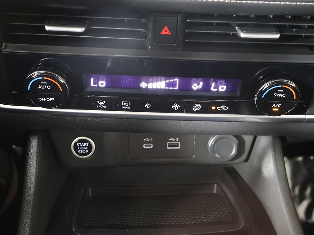 2023 Nissan Rogue SV photo 36