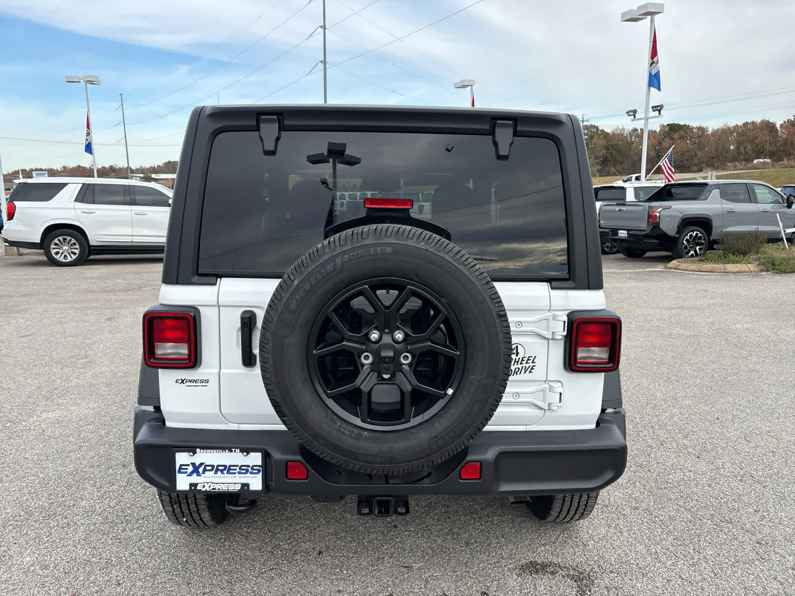 2025 Jeep Wrangler Willys photo 4