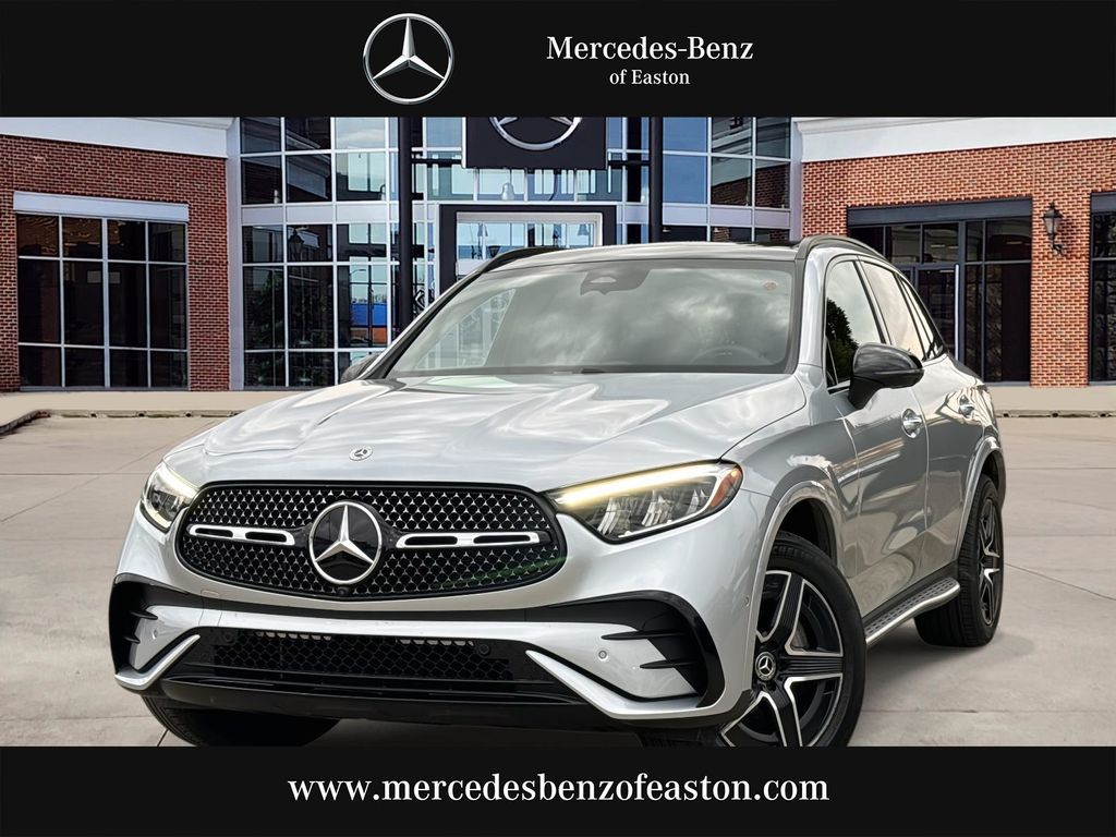 2025 Mercedes-Benz GLC