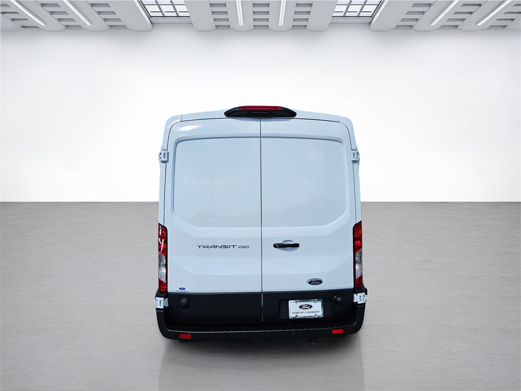2025 Ford Transit photo 3