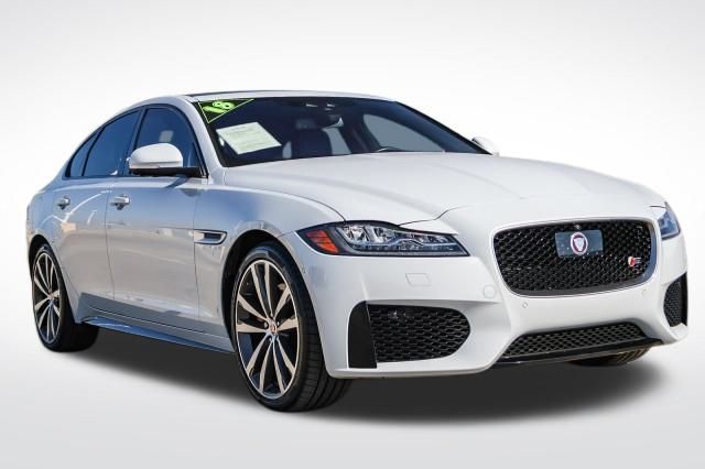 2018 Jaguar XF S photo 3