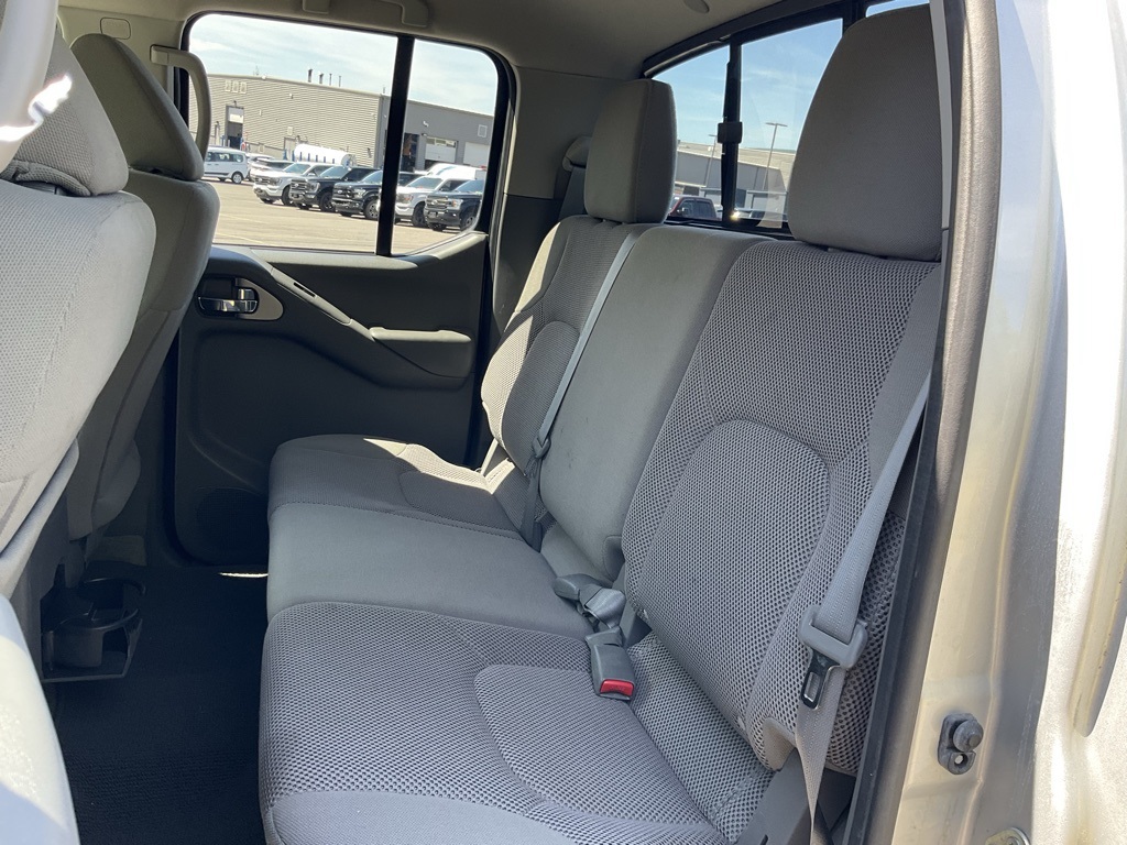 2018 Nissan Frontier SV photo 19