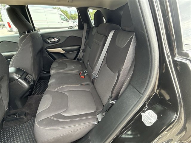 2017 Jeep Cherokee Latitude photo 13