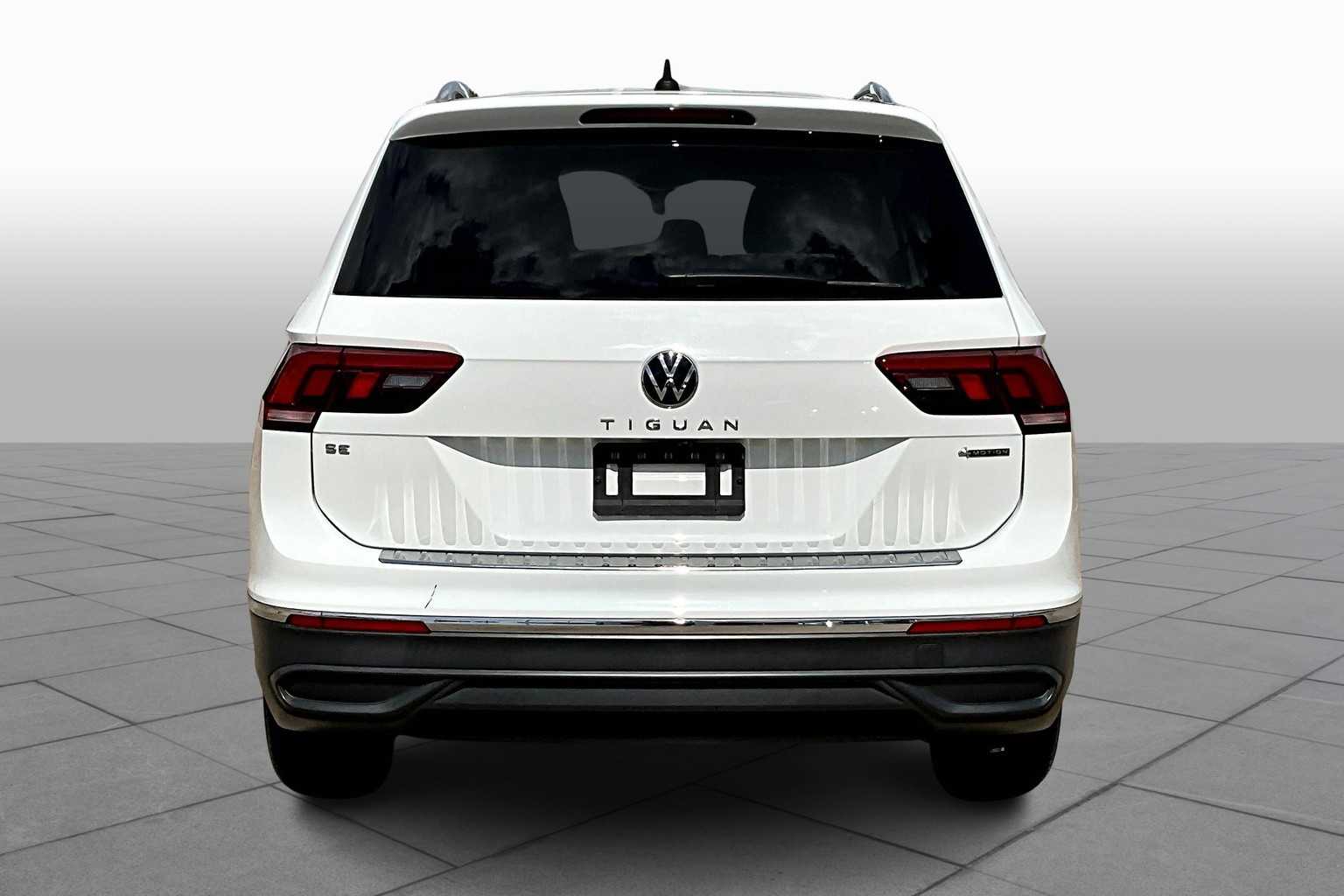 2022 Volkswagen Tiguan SE photo 8