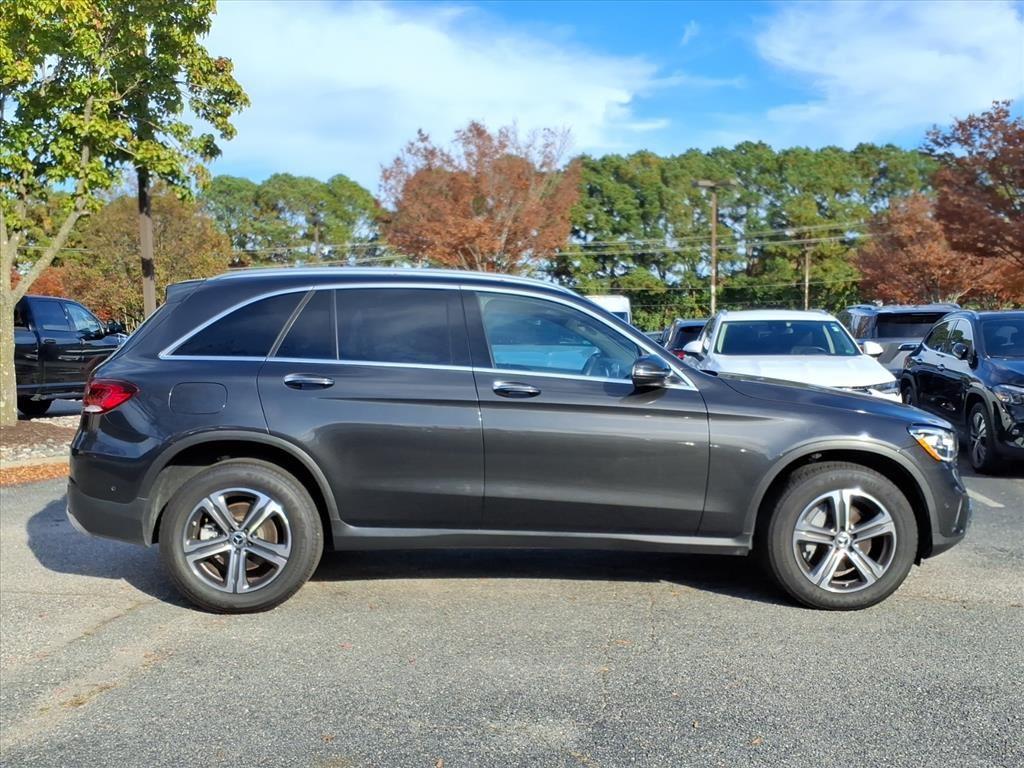 2021 Mercedes Benz GLC 300 photo 2