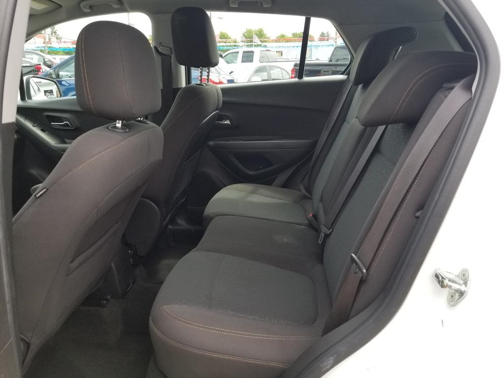 2018 Chevrolet Trax LS photo 16