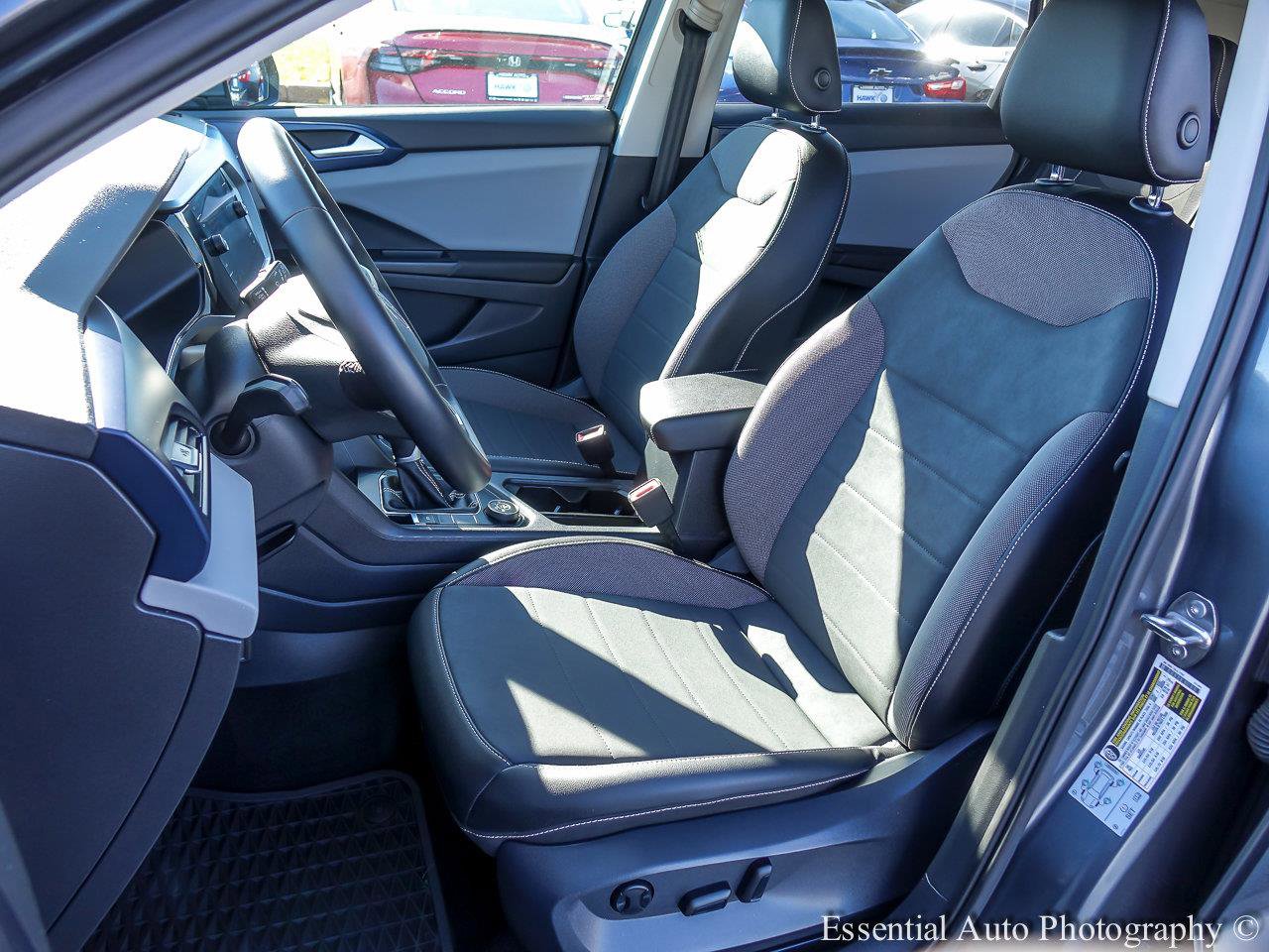 2022 VOLKSWAGEN TAOS - Image 7