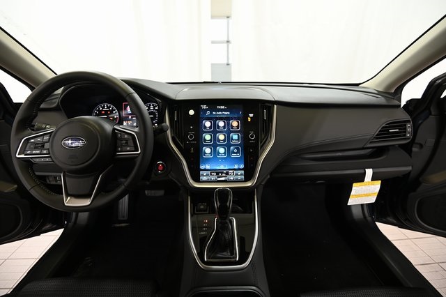 2025 Subaru Outback Premium photo 2