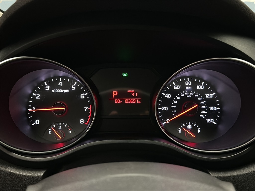 2015 Kia Sedona LX photo 18