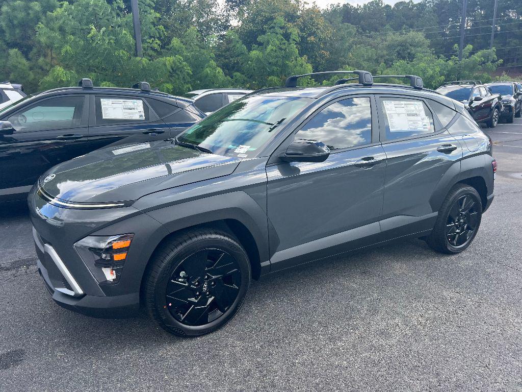 2026 Hyundai Kona SEL photo 2