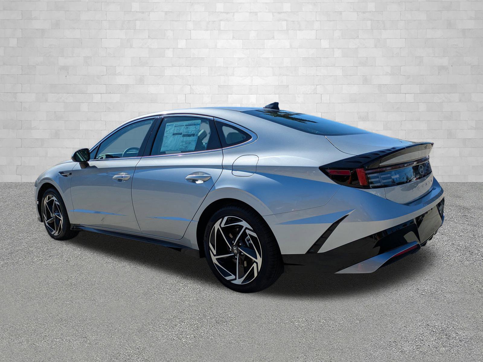 2026 Hyundai Sonata SEL Sport photo 4