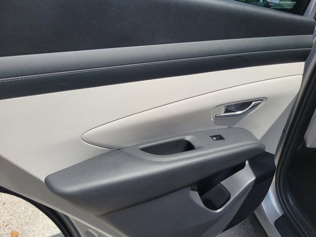 2026 Hyundai Tucson SEL photo 13