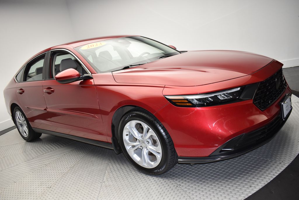 2023 Honda Accord LX photo 3